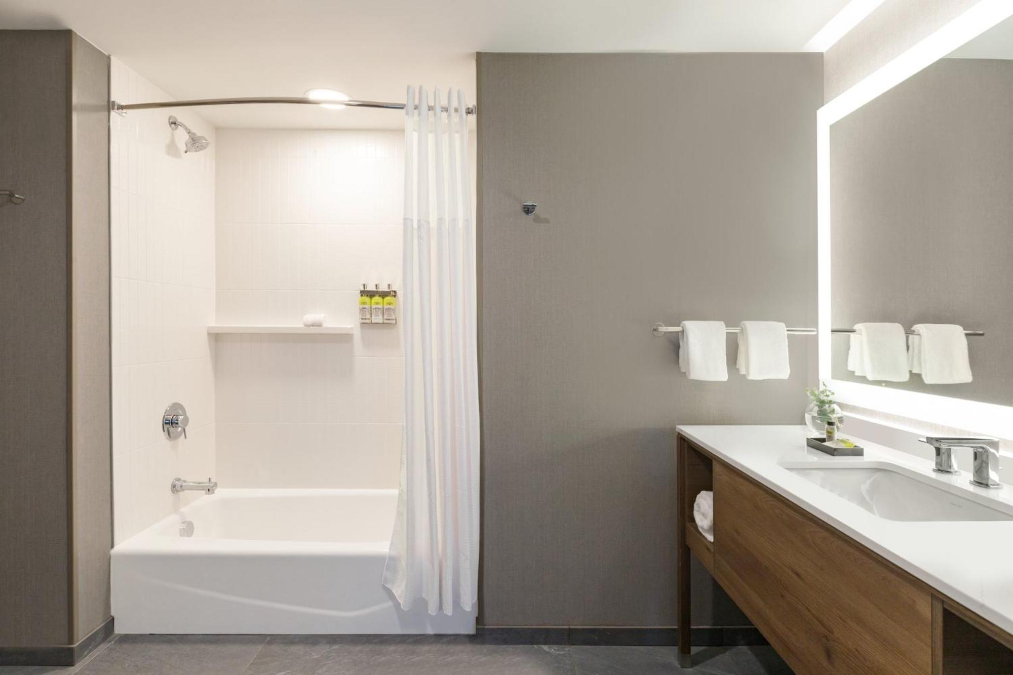 Staybridge Suites Rochester - Mayo Clinic Area By Ihg Exteriör bild